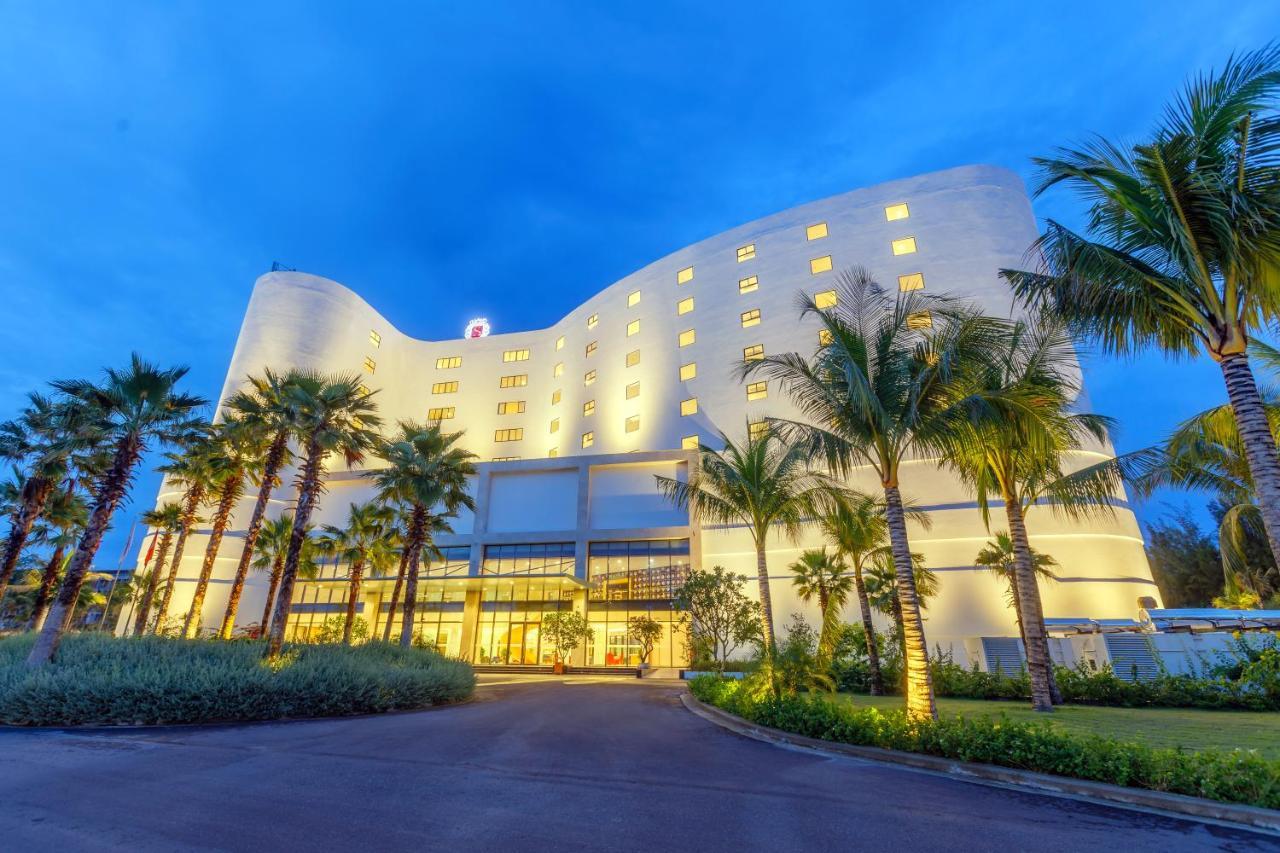 Selectum Noa Resort Cam Ranh Buitenkant foto