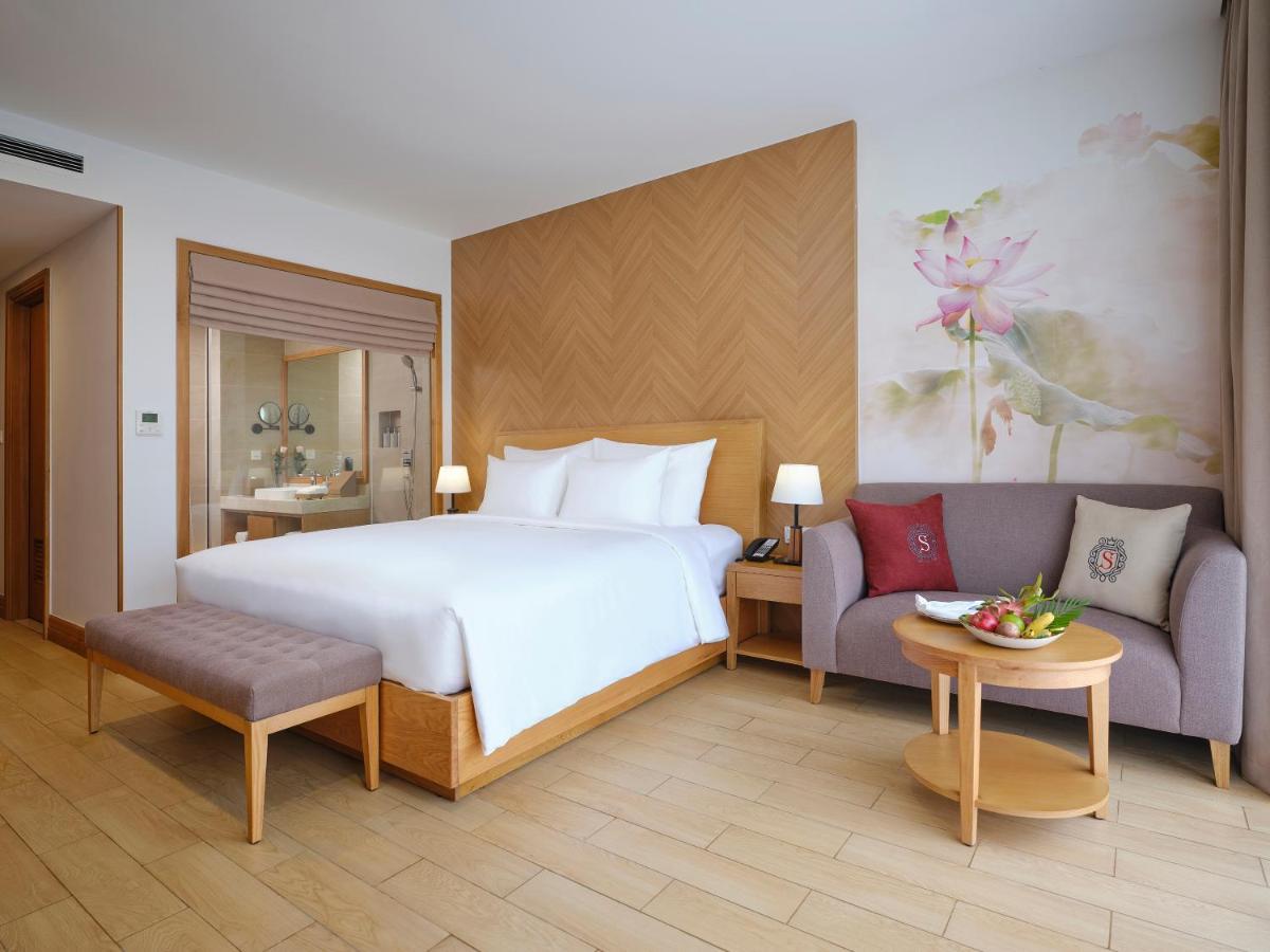 Selectum Noa Resort Cam Ranh Buitenkant foto
