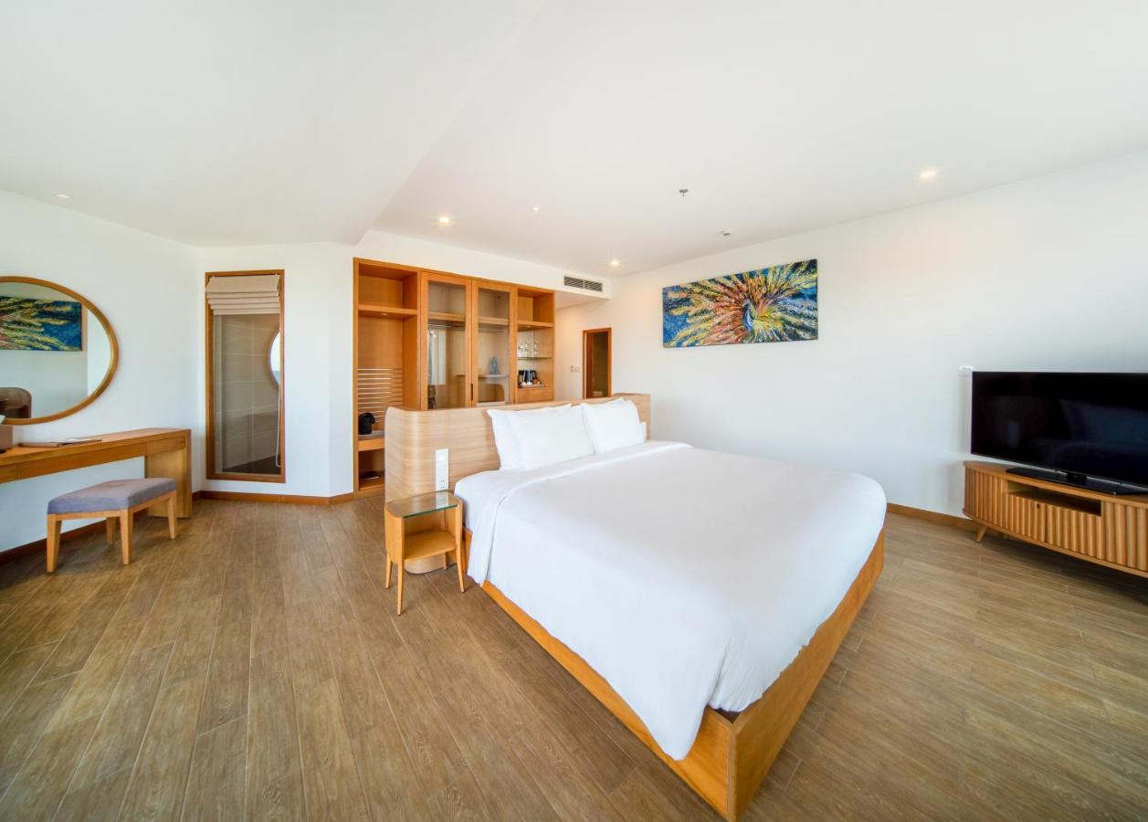 Selectum Noa Resort Cam Ranh Buitenkant foto